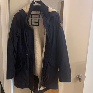 Navy Abercrombie & Fitch winter coat